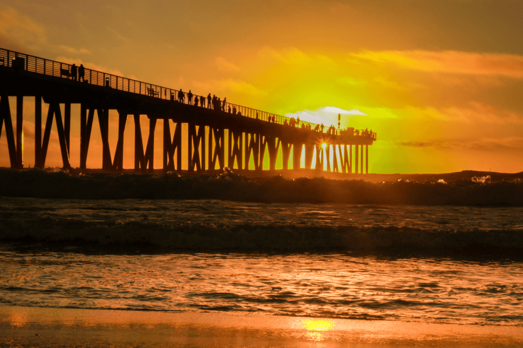 Hermosa City Beach is one of the best beaches in Los Angeles for surfers and cyclers.
