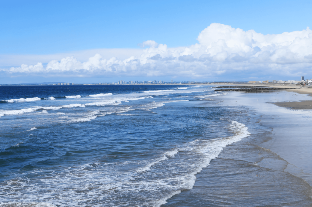 Imperial Beach and its pier offer great scenery and tons of entertaining activities.