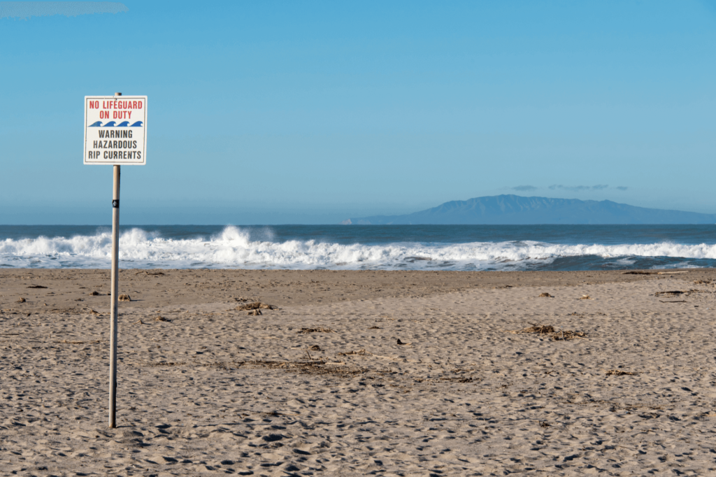 Oxnard Beach is a great spot for a family vacation.