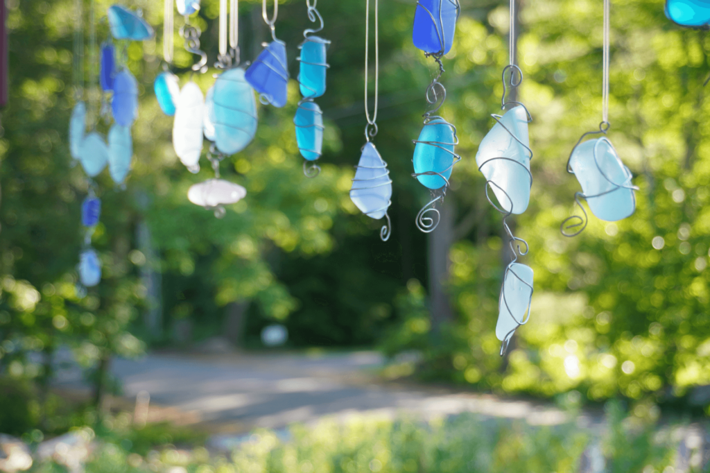 Sea glass makes beautiful decorative pieces of jewelry.